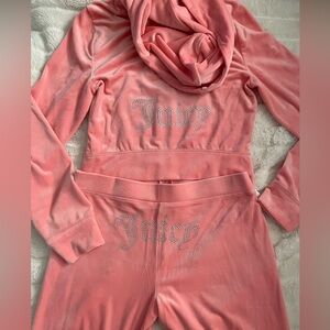 NWT Medium Juicy Couture Strawberry Ice Bedazzled Tracksuit